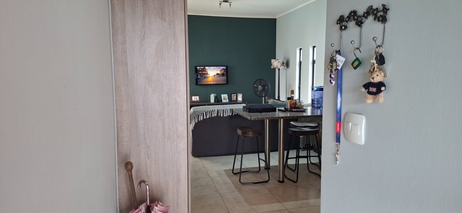 2 Bedroom Property for Sale in Nahoon Valley Park Eastern Cape